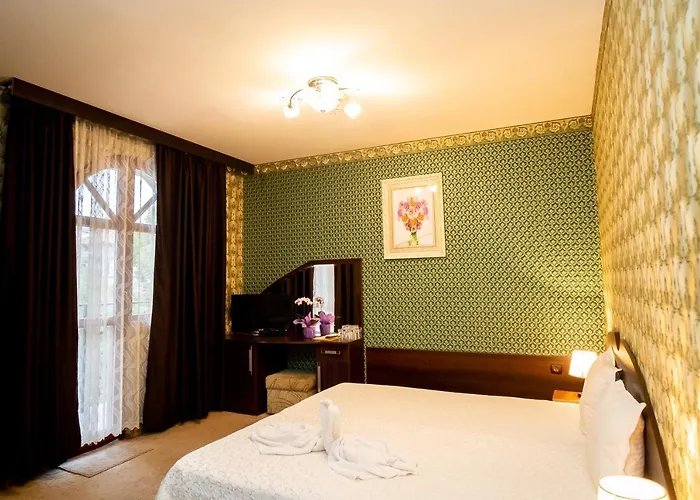 格罗布斯酒店 3*