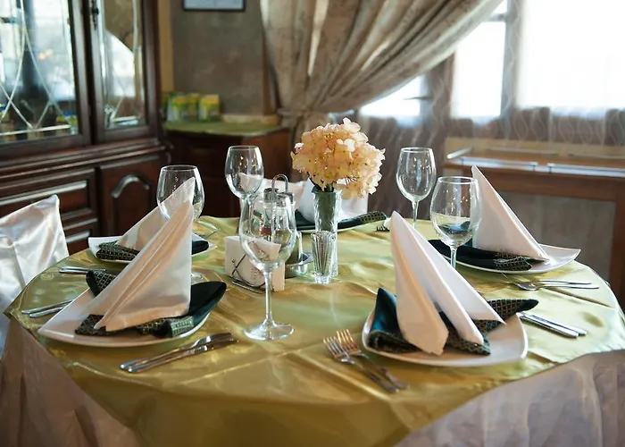 酒店 格罗布斯酒店 3*