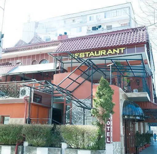 格罗布斯酒店 3*